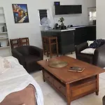 Holiday home Maison Charmante A + Piscine *