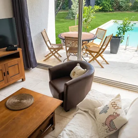 Maison Charmante A + Piscine * Saint-Siffret